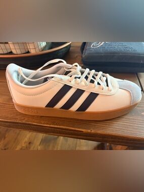 adidas White Sneakers with navy  Stripes and Gum Sole